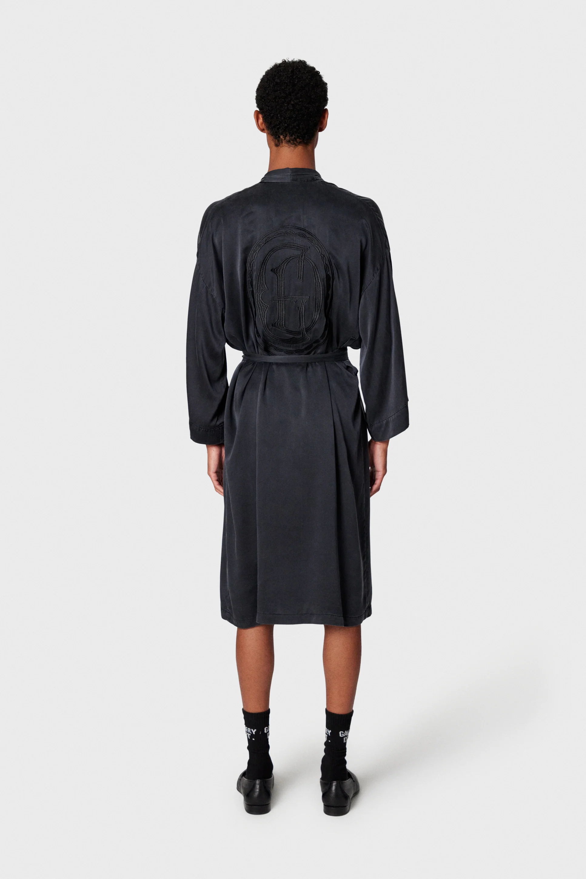 CHATEAU SILK SPA ROBE - Image 5