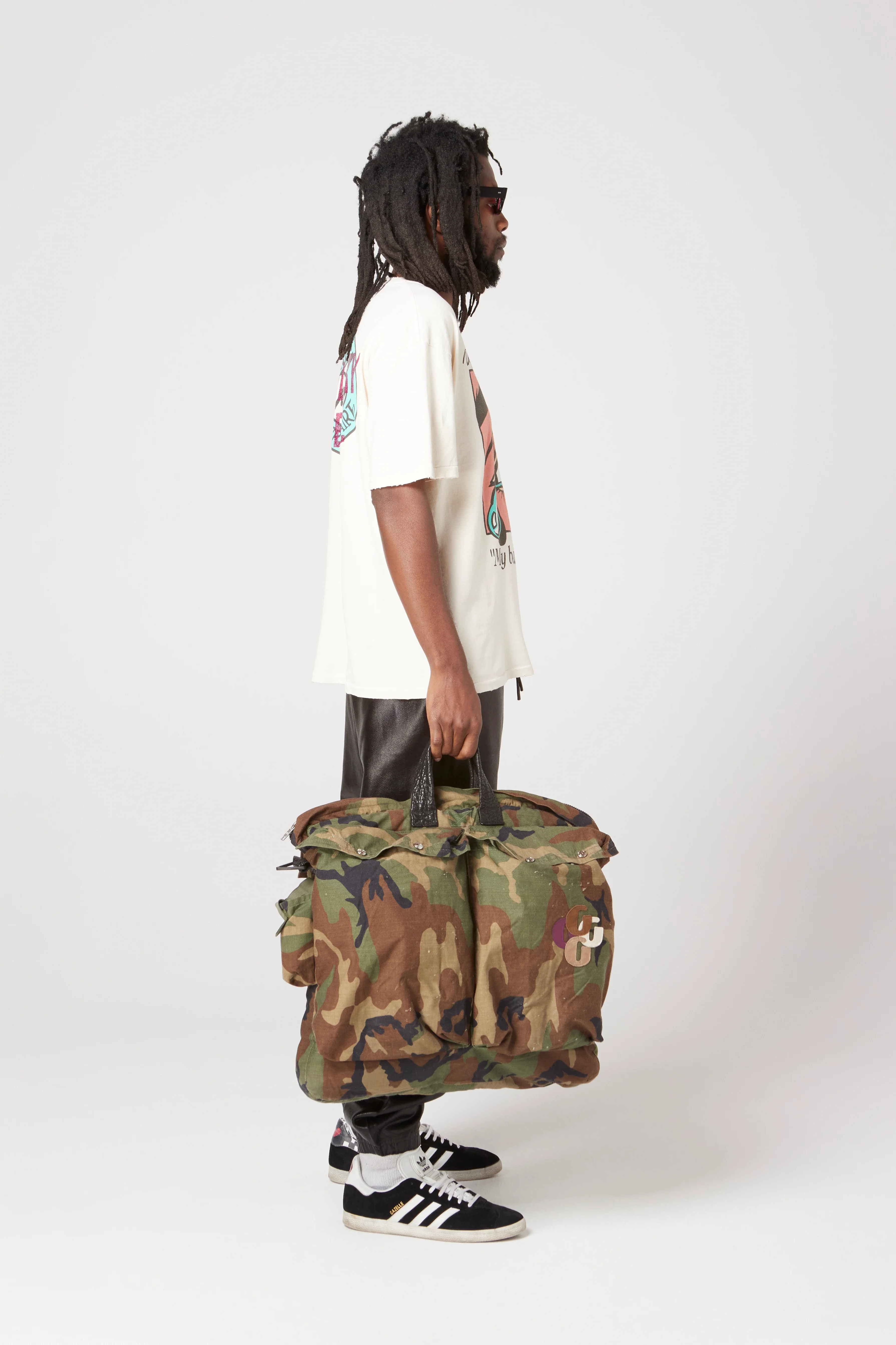 DEAD BATTERIES TEE - Image 7